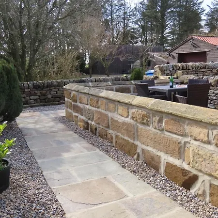 2 Bed In Oc-sa880 * Ravenscar