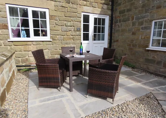 2 Bed In Oc-sa880 Holiday home *