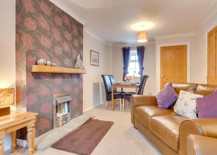 2 Bed In Oc-sa880 Holiday home *